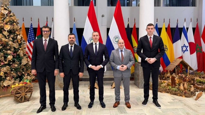 Srodna istorijska iskustva